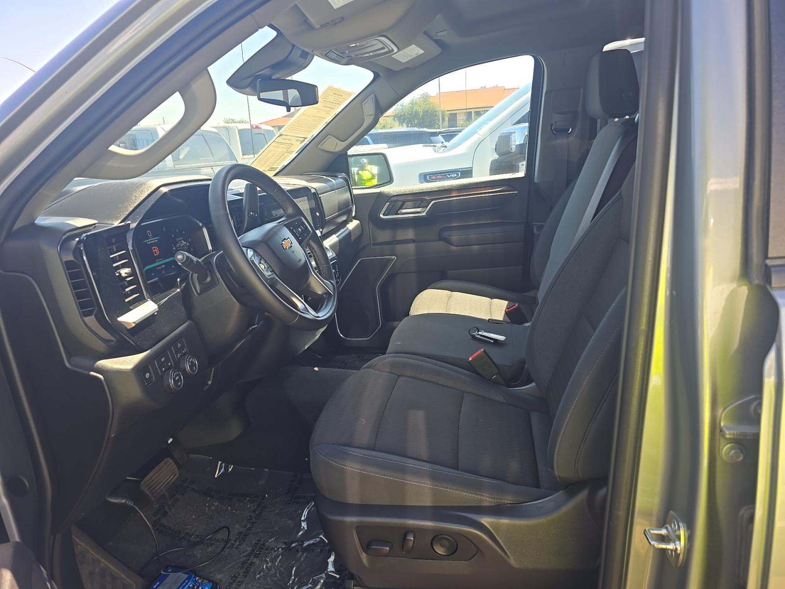 2026 Chevrolet Silverado 1500 LT AWD