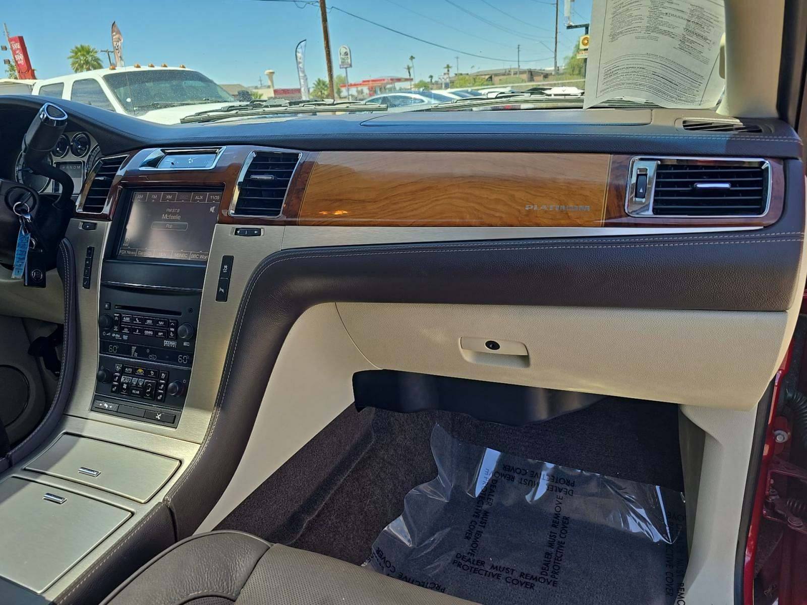 2013 Cadillac Escalade Platinum AWD