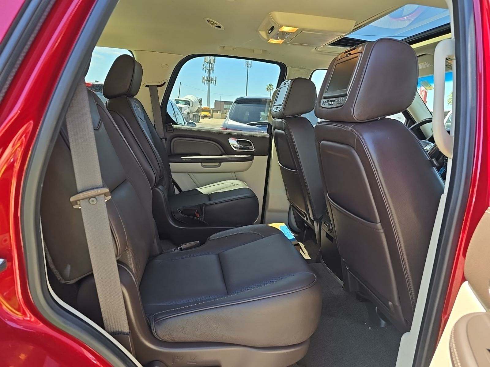 2013 Cadillac Escalade Platinum AWD