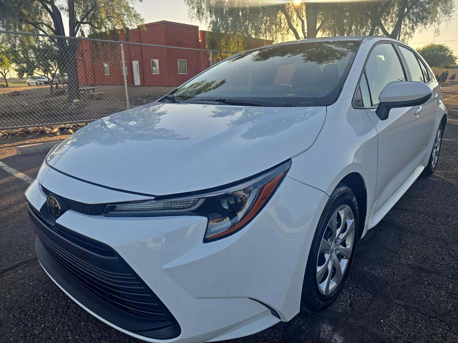 2025 Toyota Corolla LE FWD