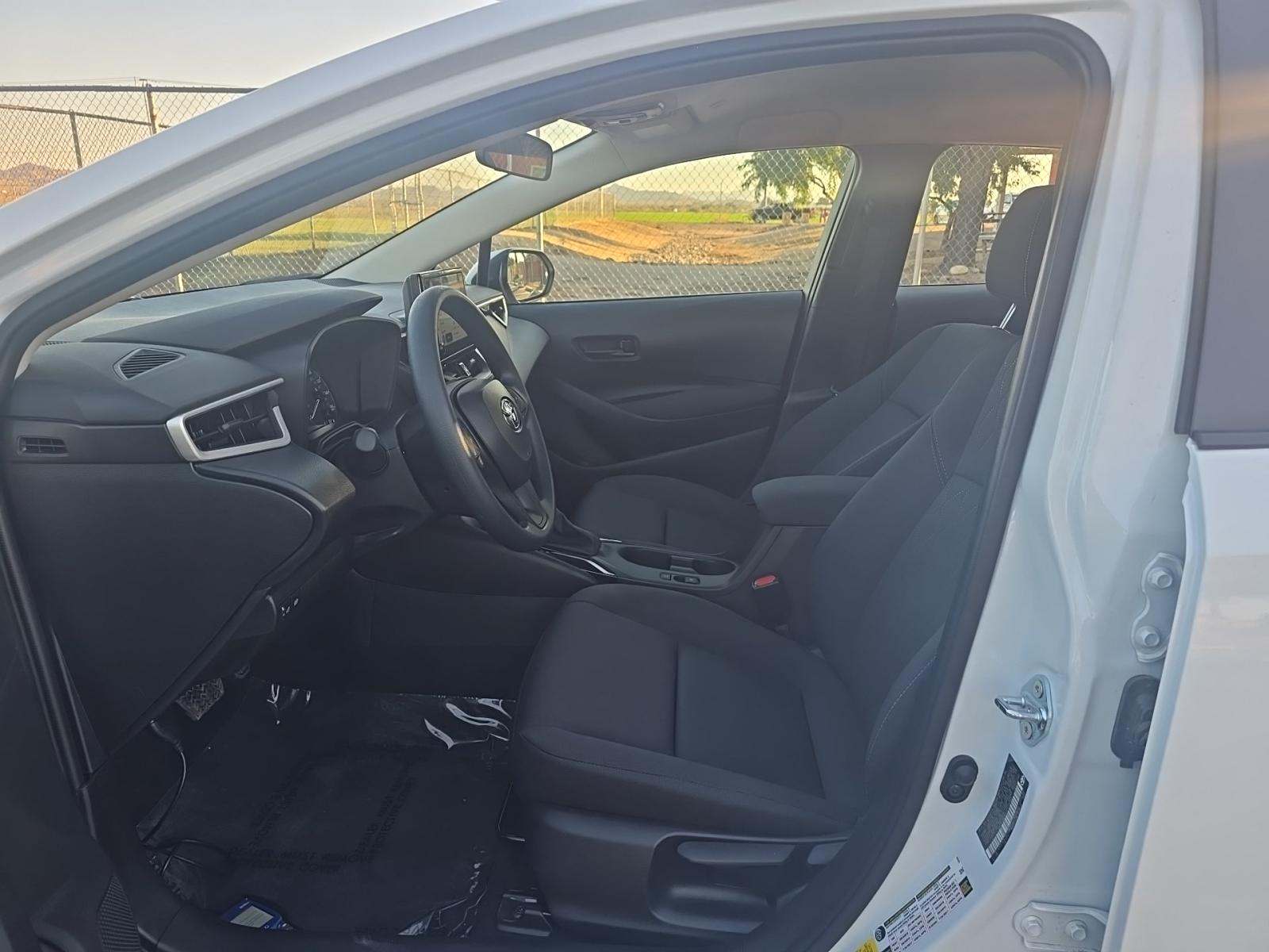 2025 Toyota Corolla LE FWD