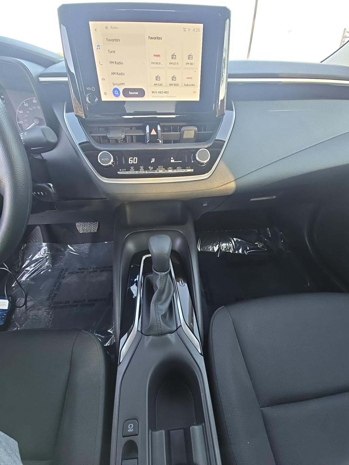 2025 Toyota Corolla LE FWD