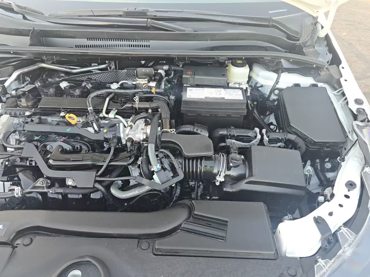 2025 Toyota Corolla LE FWD