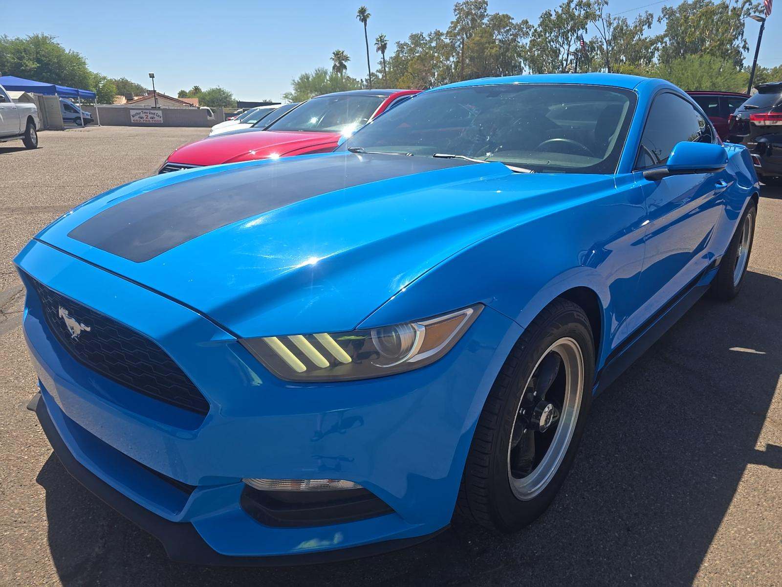 2017 Ford Mustang V6 RWD