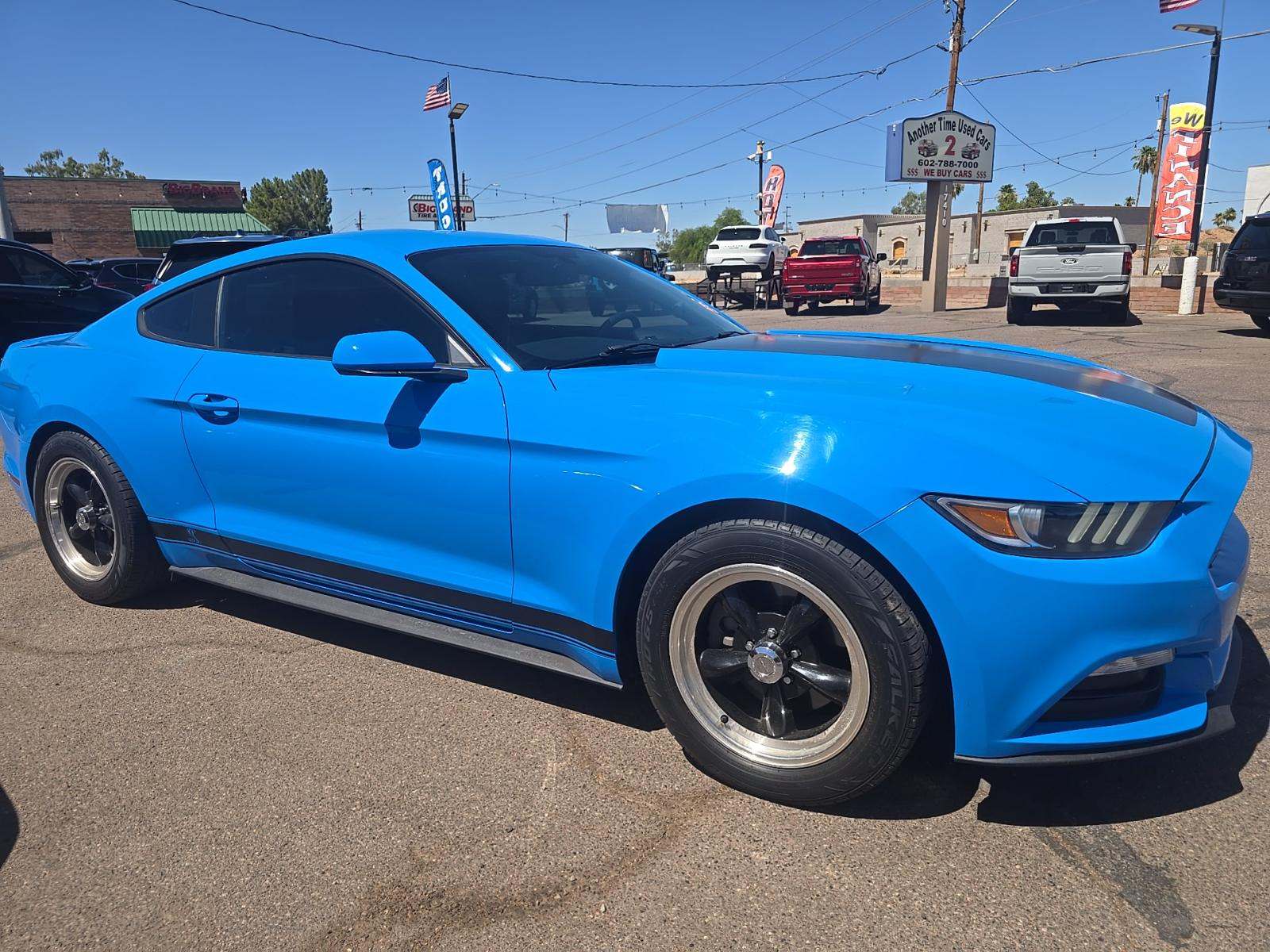 2017 Ford Mustang V6 RWD