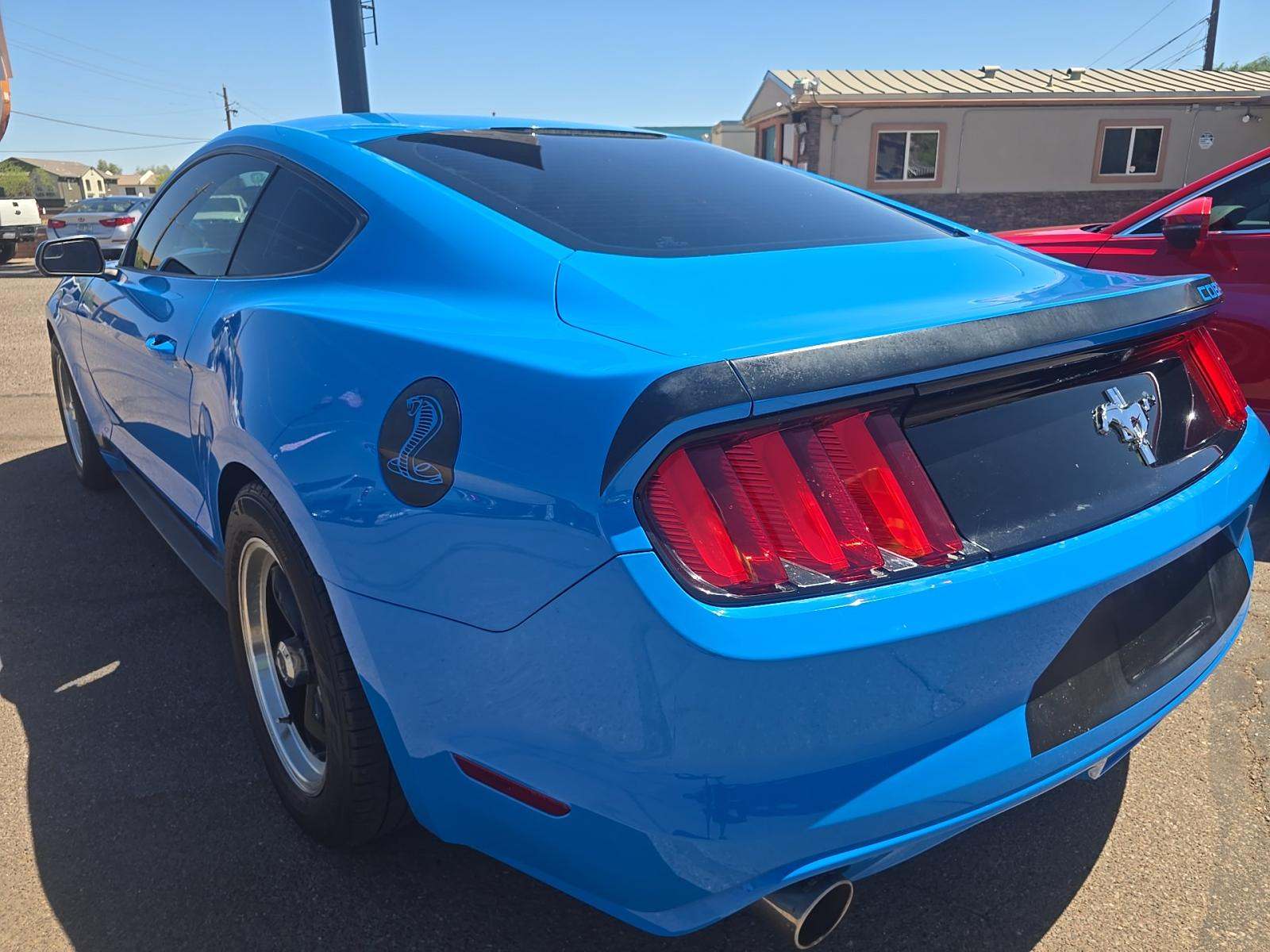 2017 Ford Mustang V6 RWD