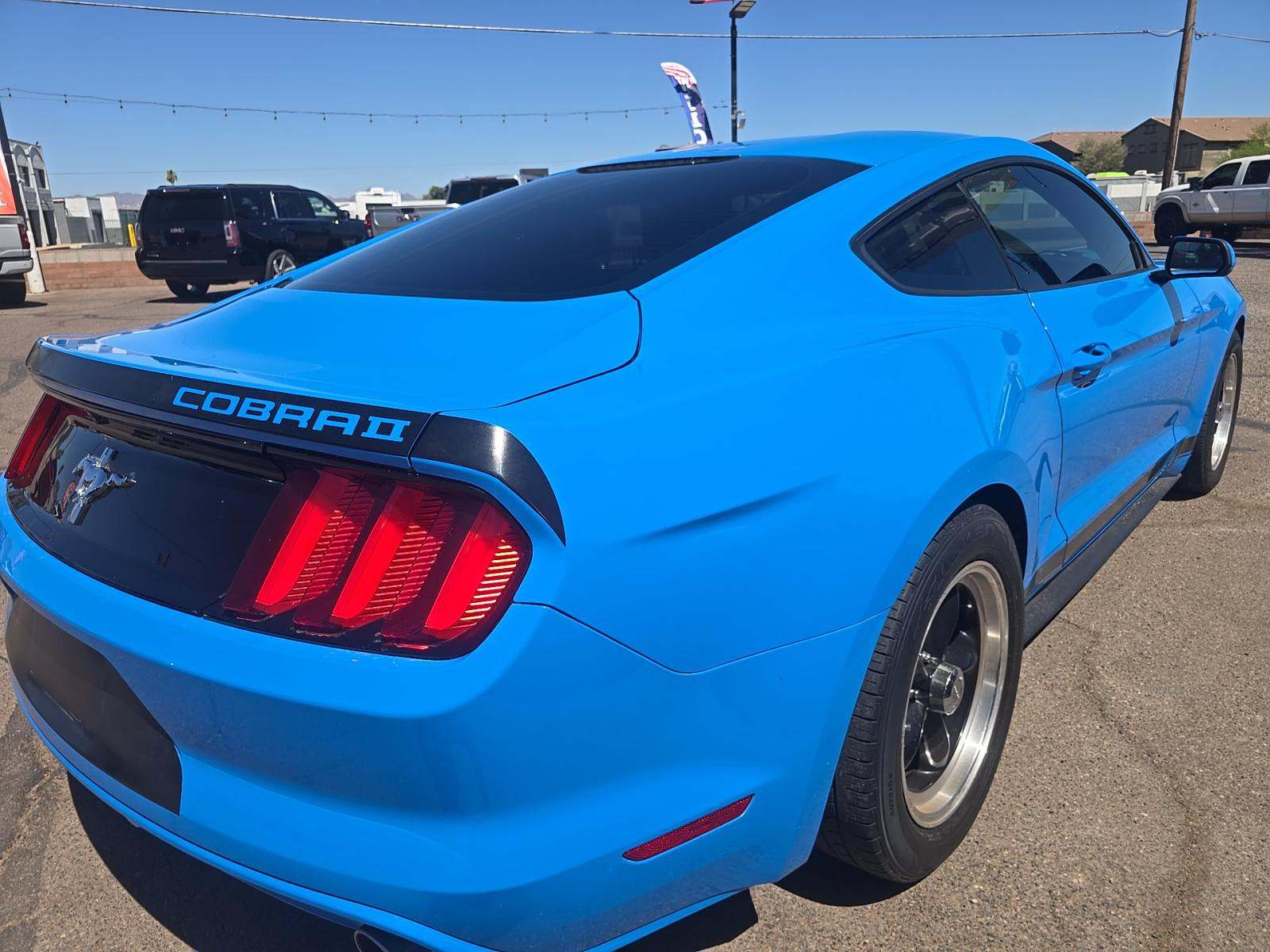 2017 Ford Mustang V6 RWD