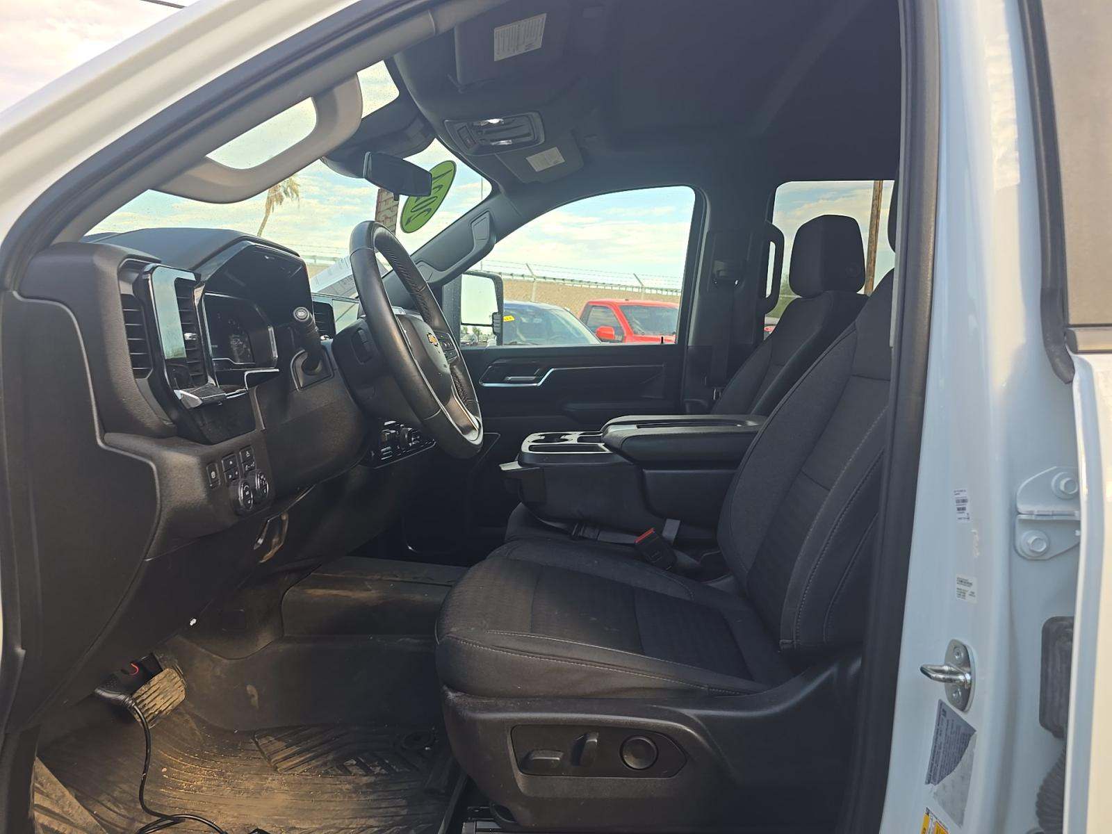 2024 Chevrolet Silverado 2500HD LT AWD