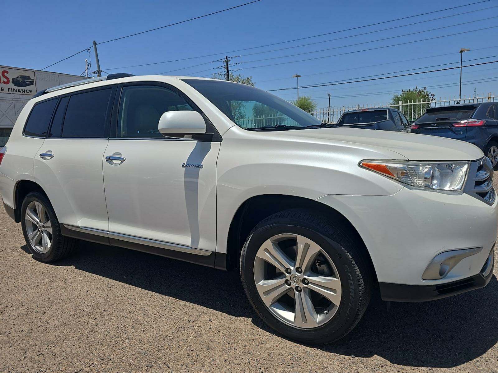 2013 Toyota Highlander Limited FWD