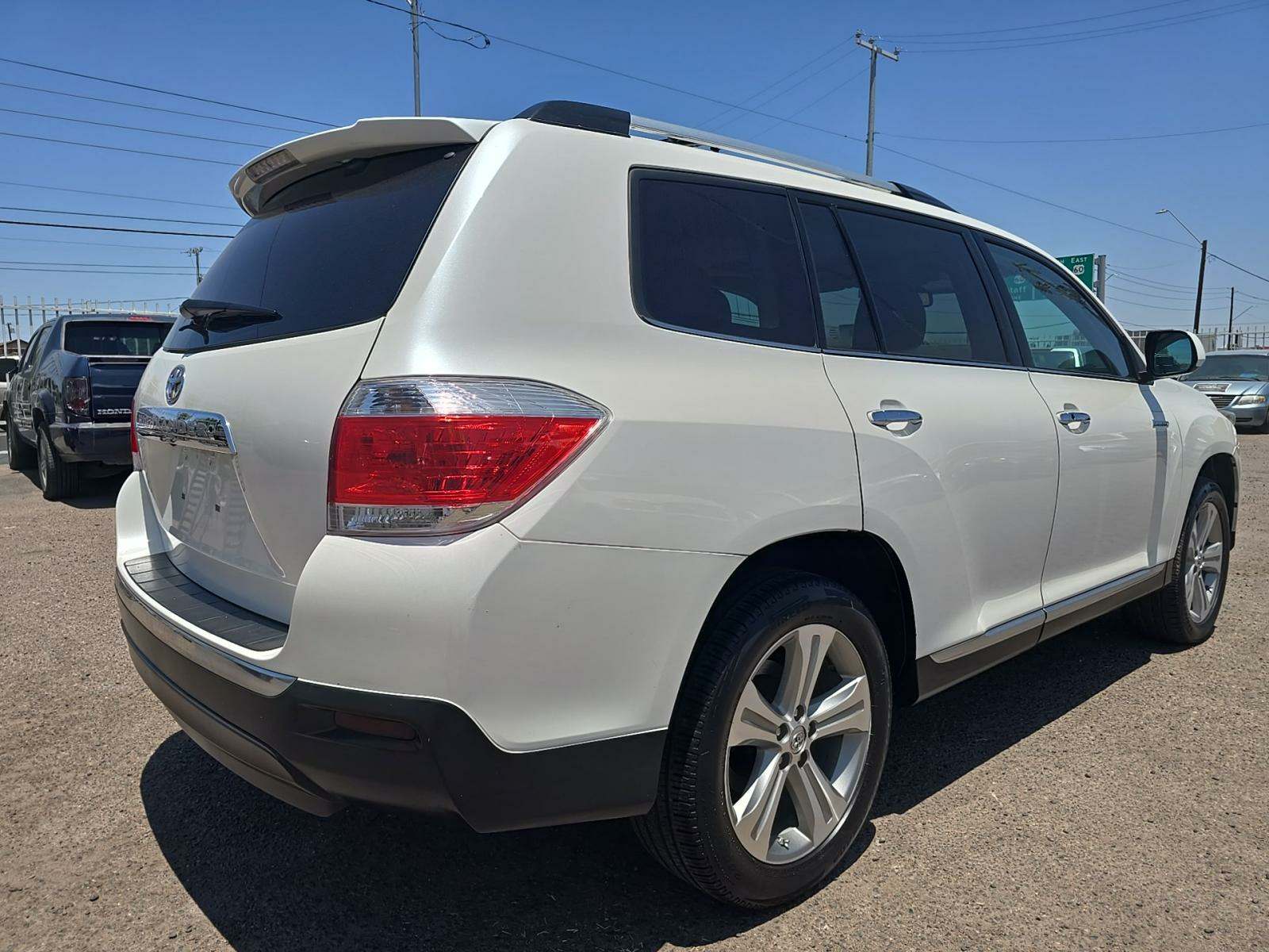 2013 Toyota Highlander Limited FWD