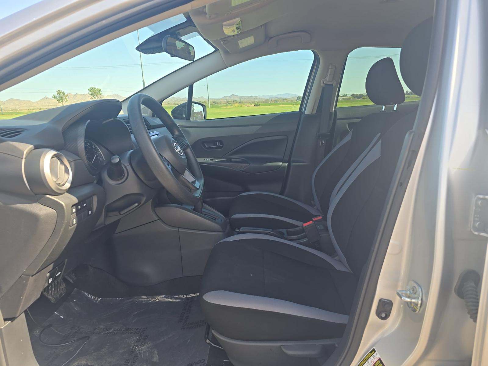 NISSAN VERSA - 6
