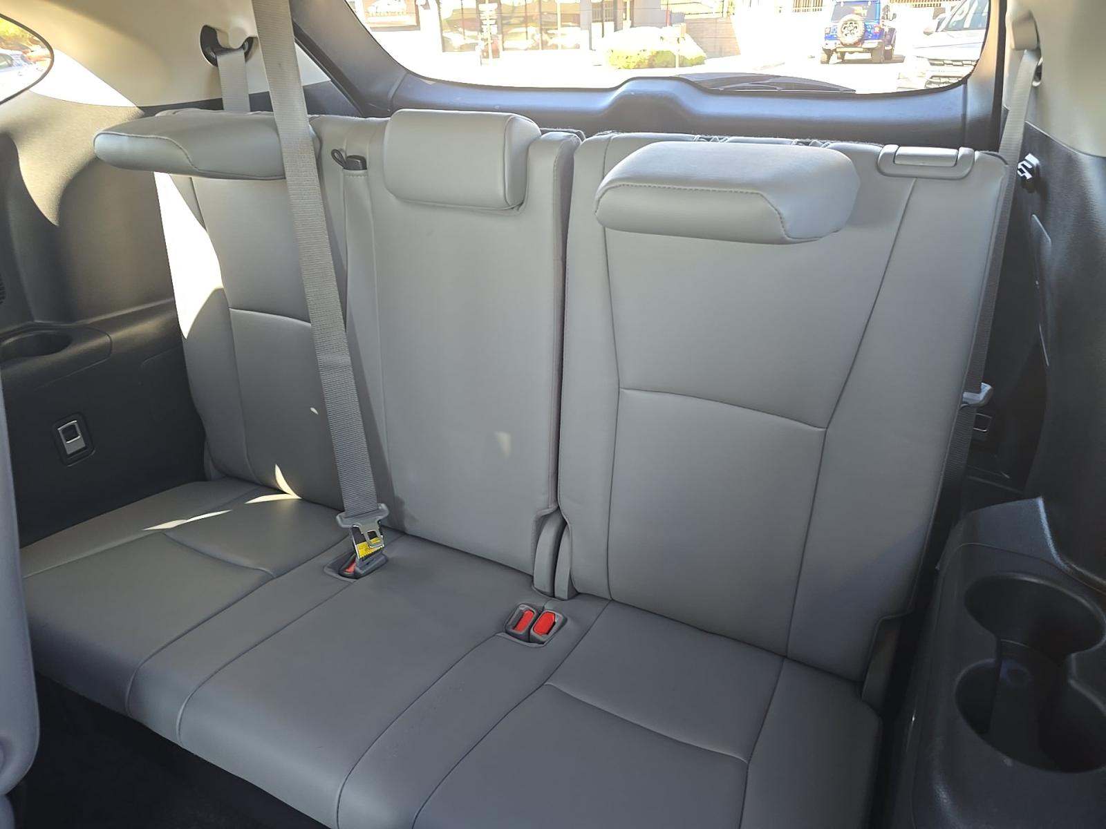 2022 Toyota Highlander Hybrid XLE FWD