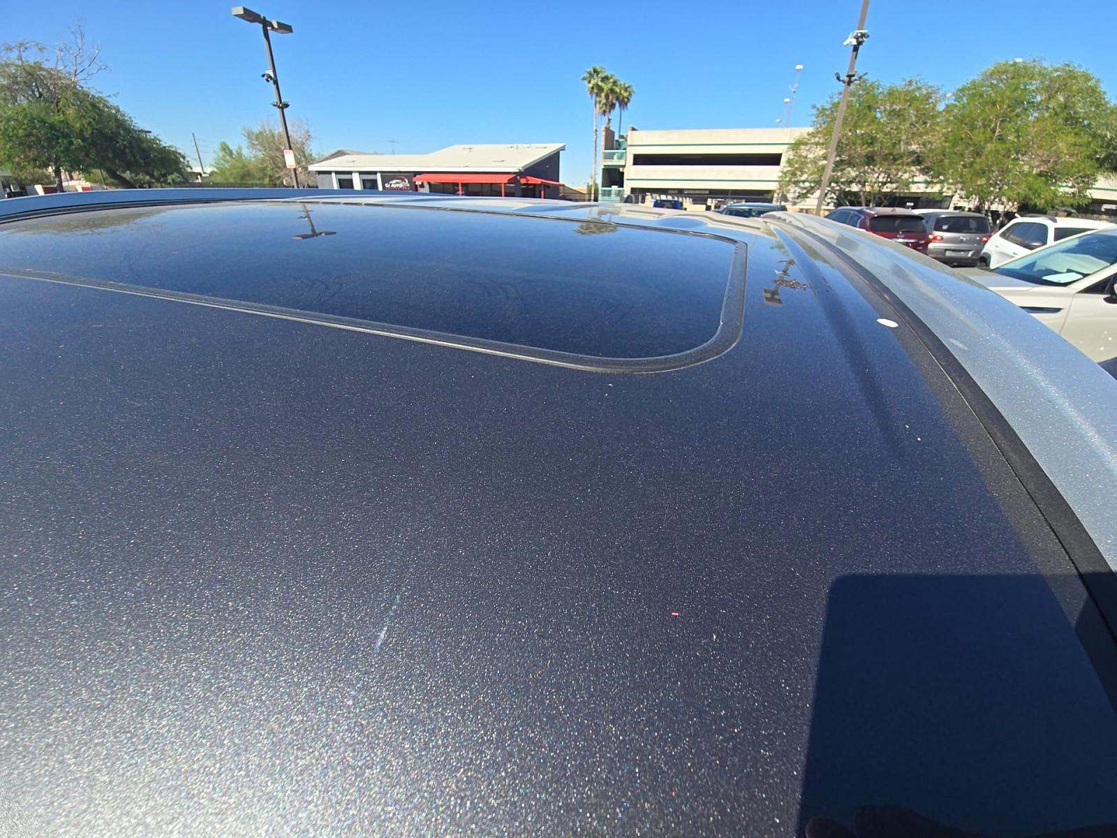 2022 Toyota Highlander Hybrid XLE FWD