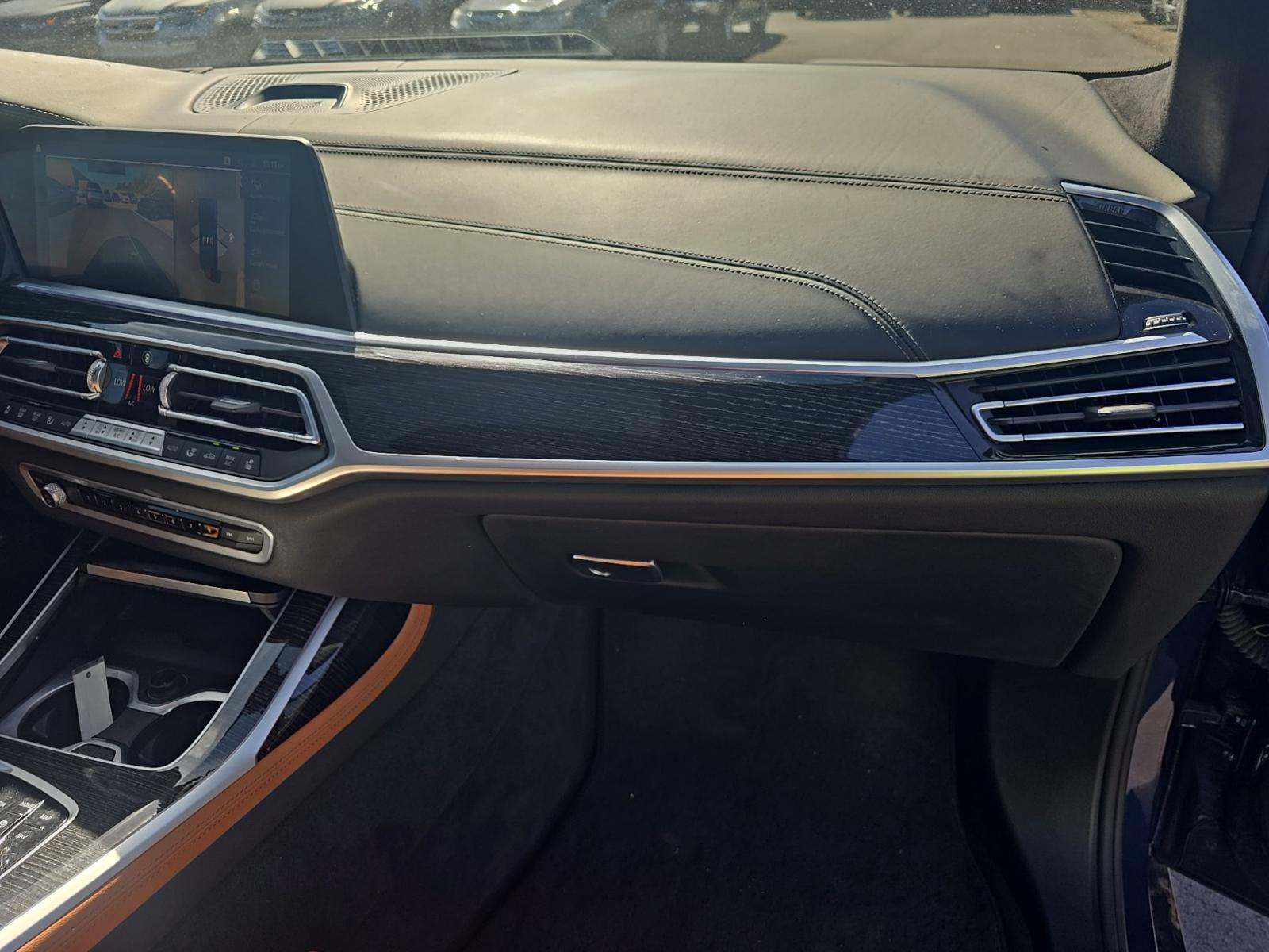 2021 BMW X7 M50i AWD