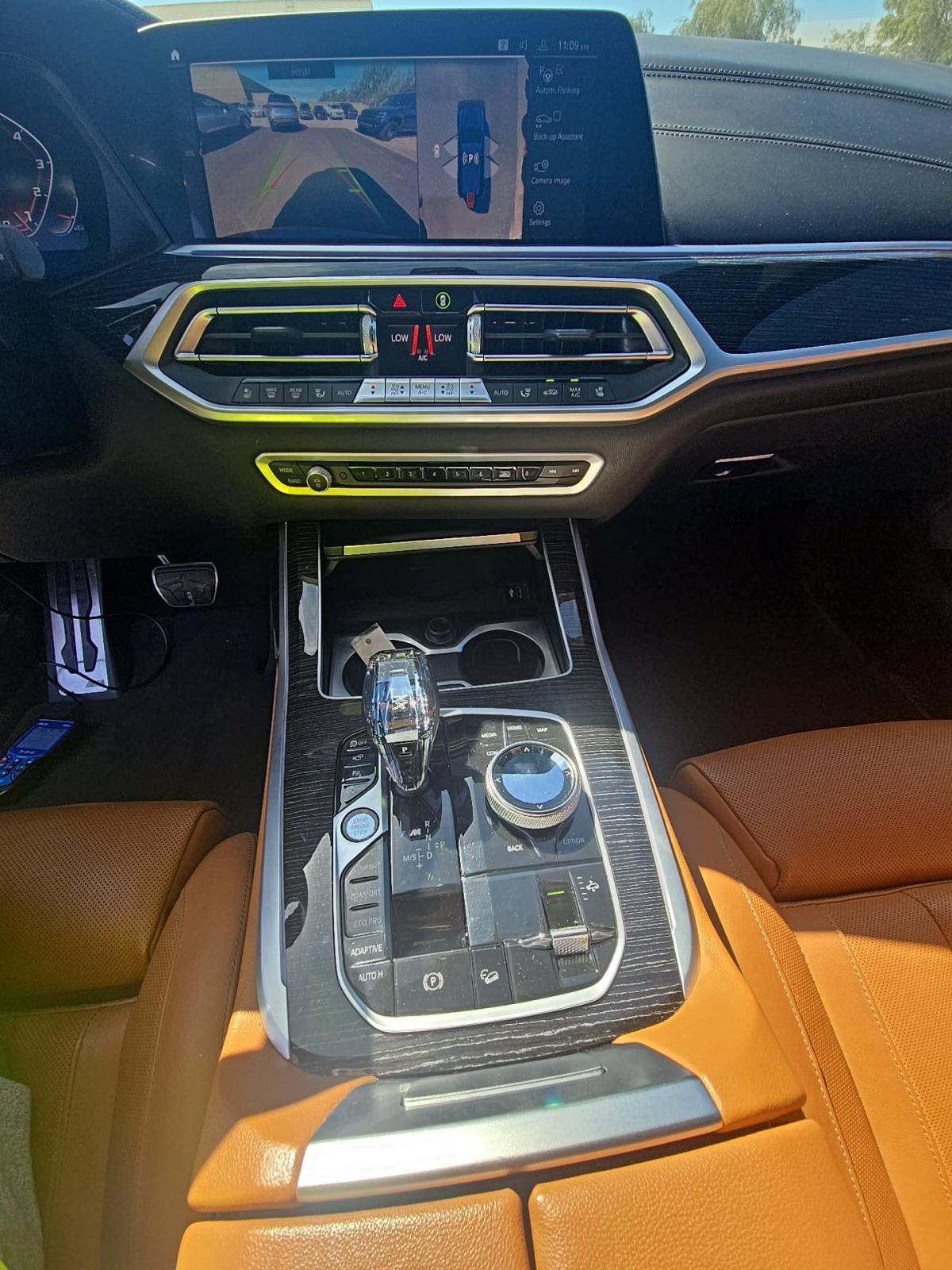 2021 BMW X7 M50i AWD