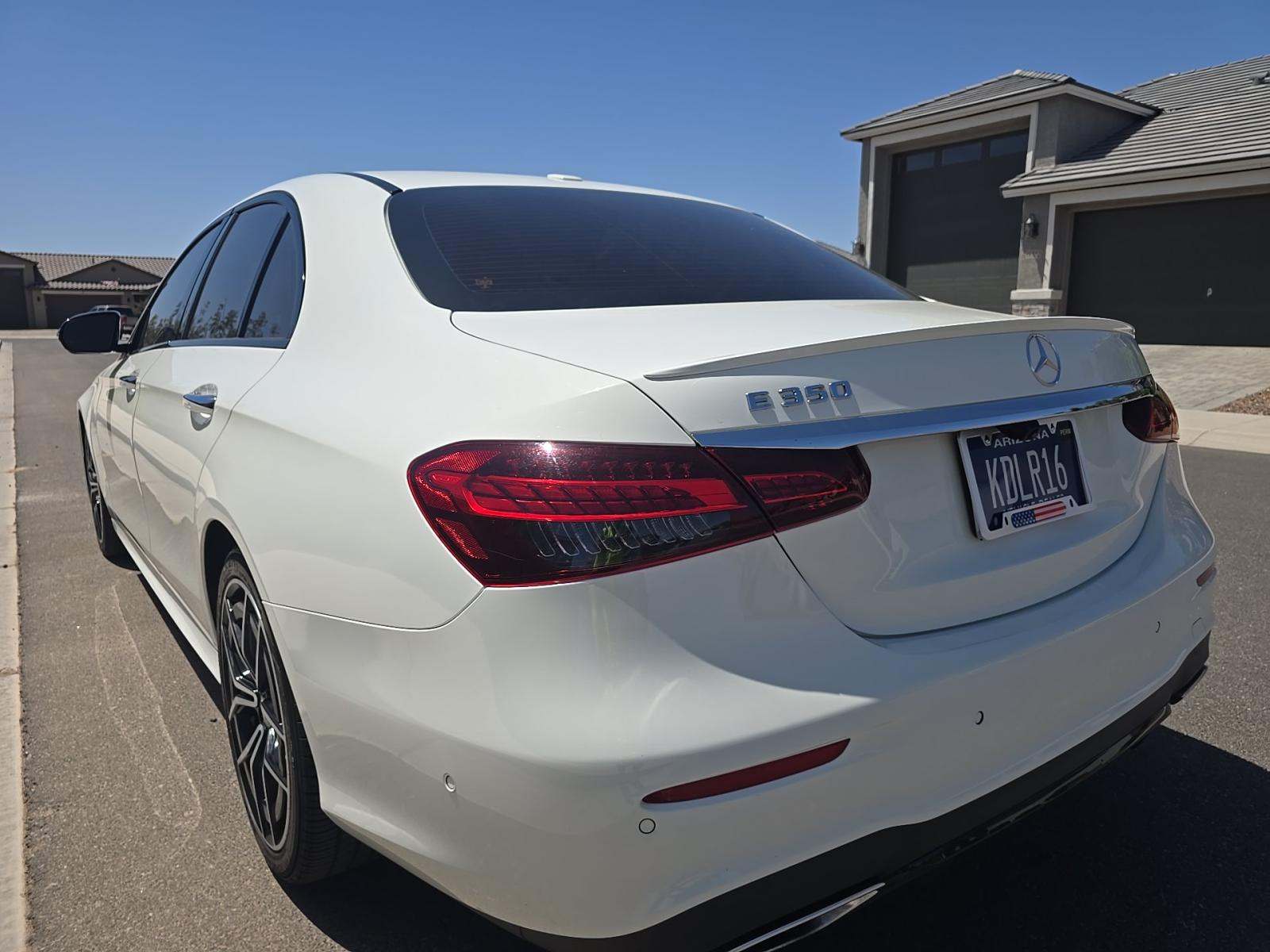 MERCEDES-BENZ E-CLASS - 2