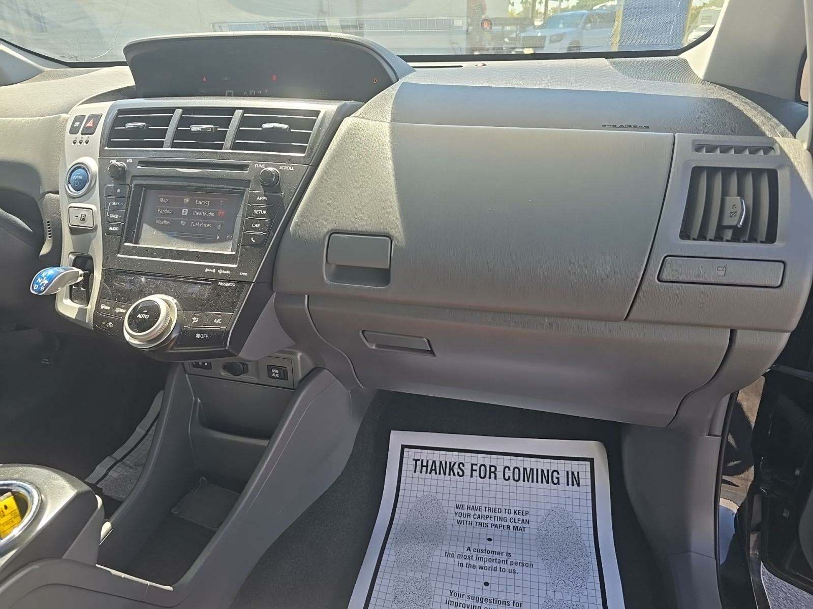 2012 Toyota Prius v Five FWD