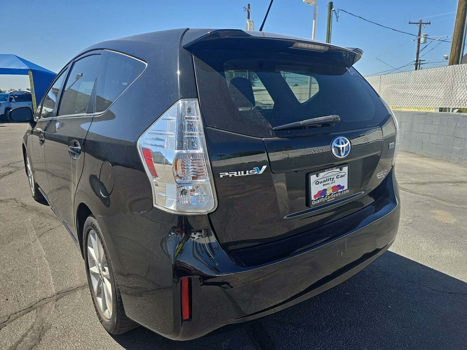 2012 Toyota Prius v Five FWD