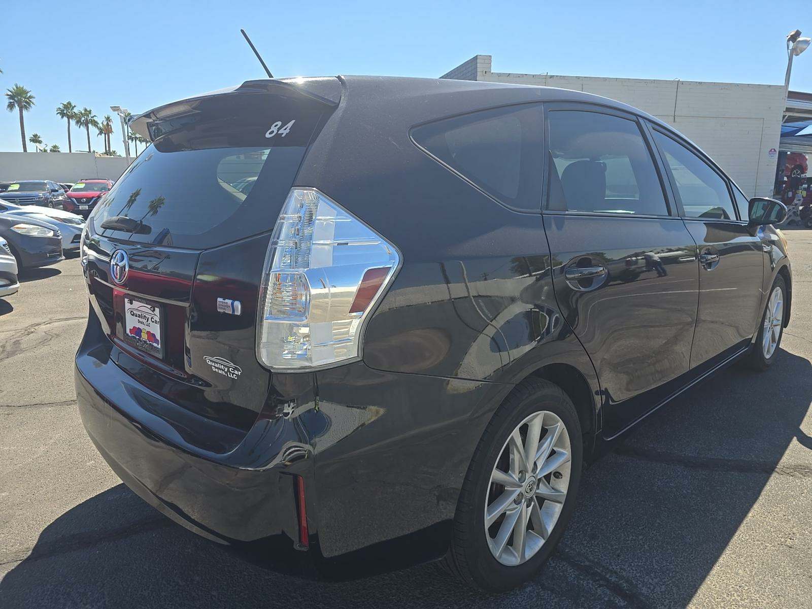 2012 Toyota Prius v Five FWD