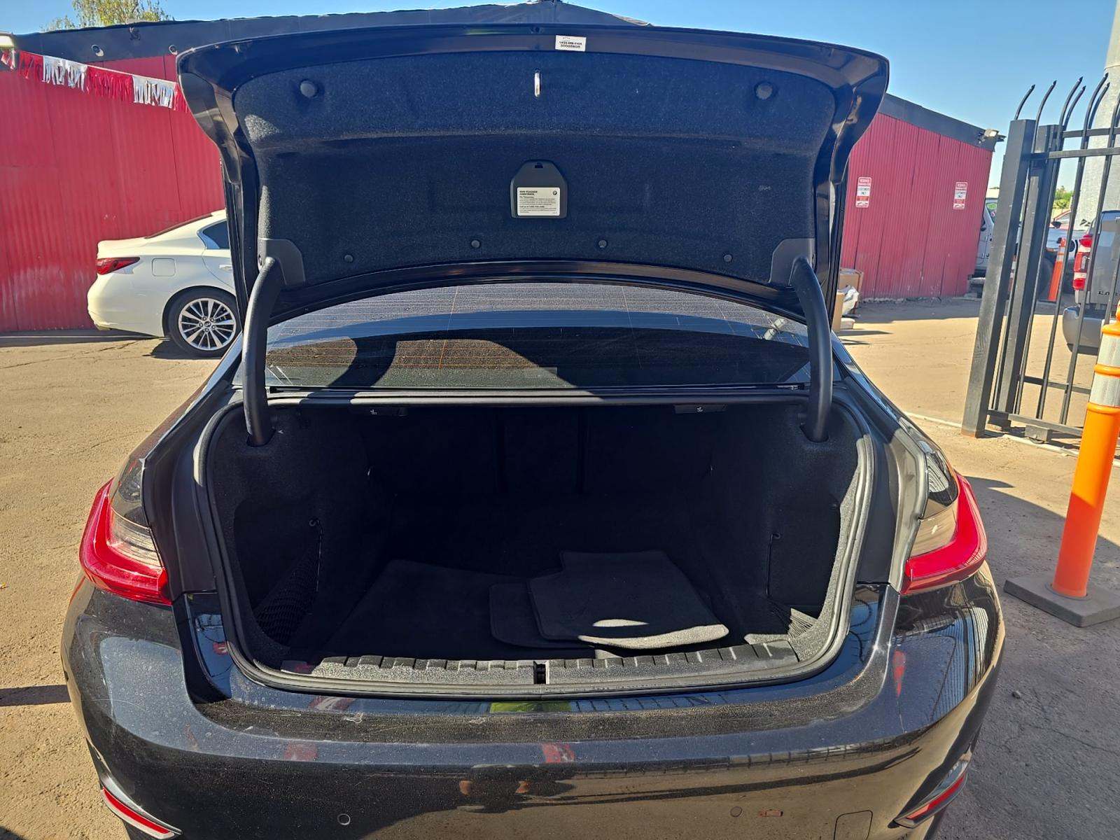 2022 BMW 3 Series 330i xDrive AWD