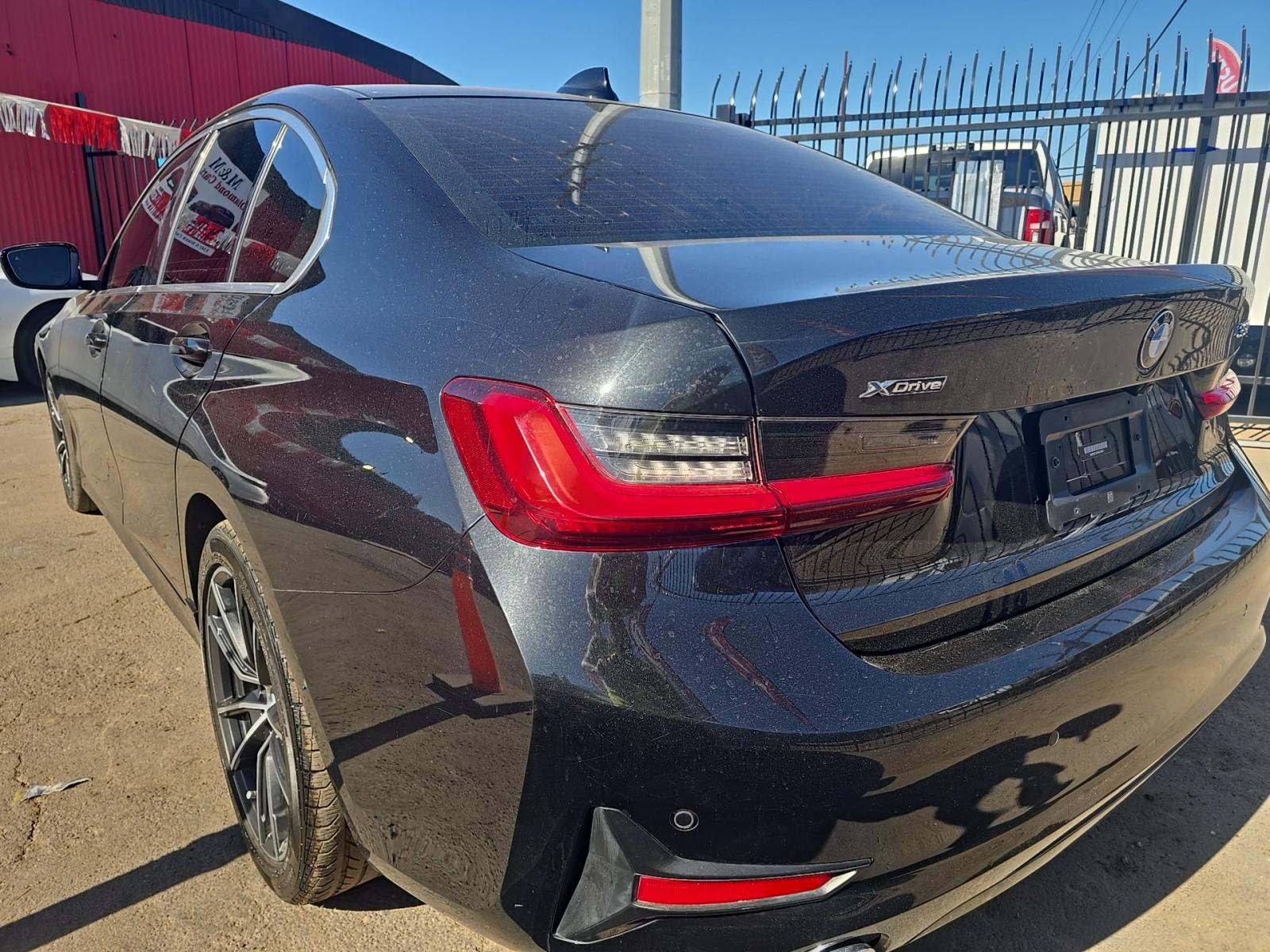 2022 BMW 3 Series 330i xDrive AWD