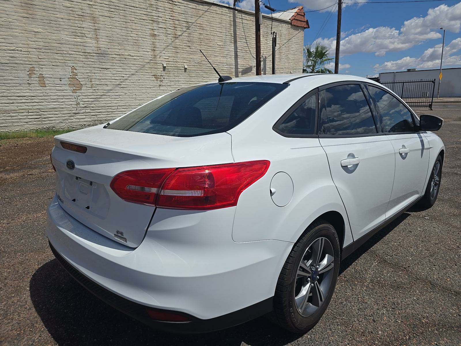 2017 Ford Focus SE FWD