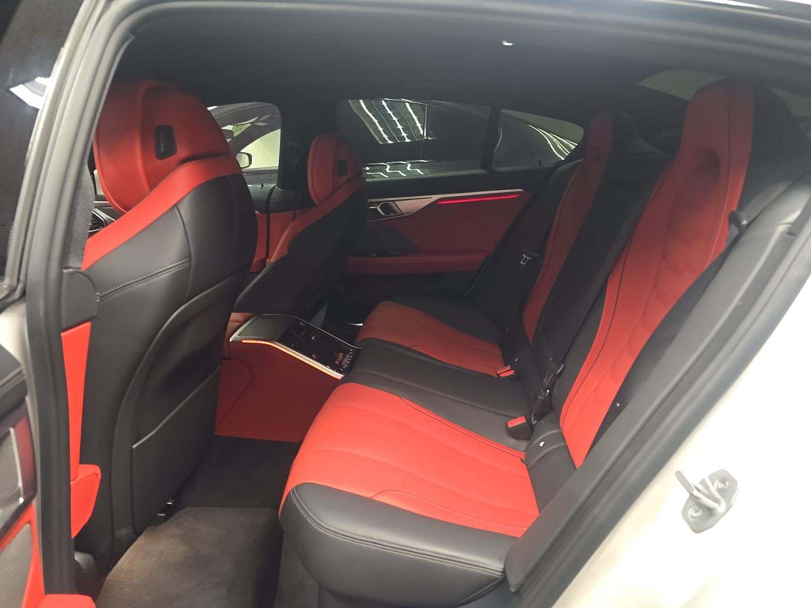 2024 BMW 8 Series 840i RWD