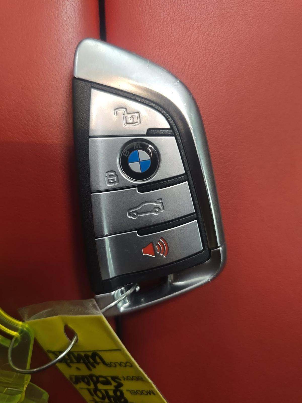 2024 BMW 8 Series 840i RWD