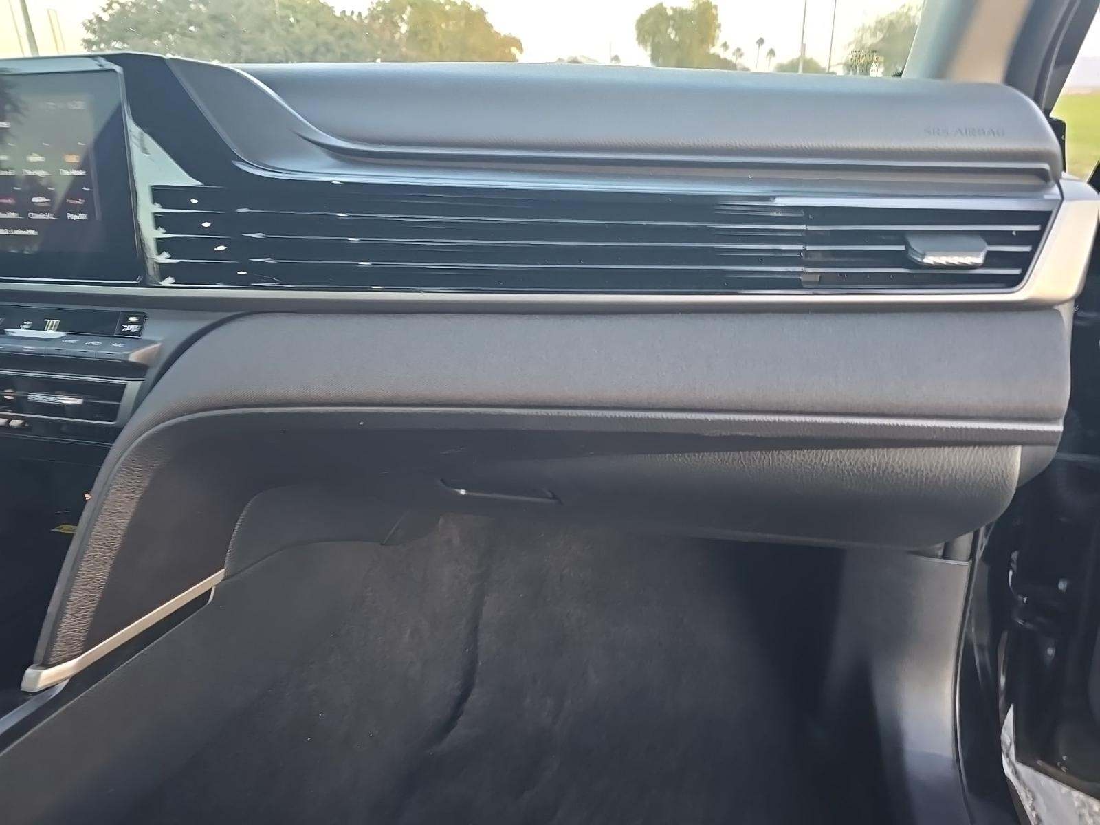 2025 Toyota Camry LE FWD