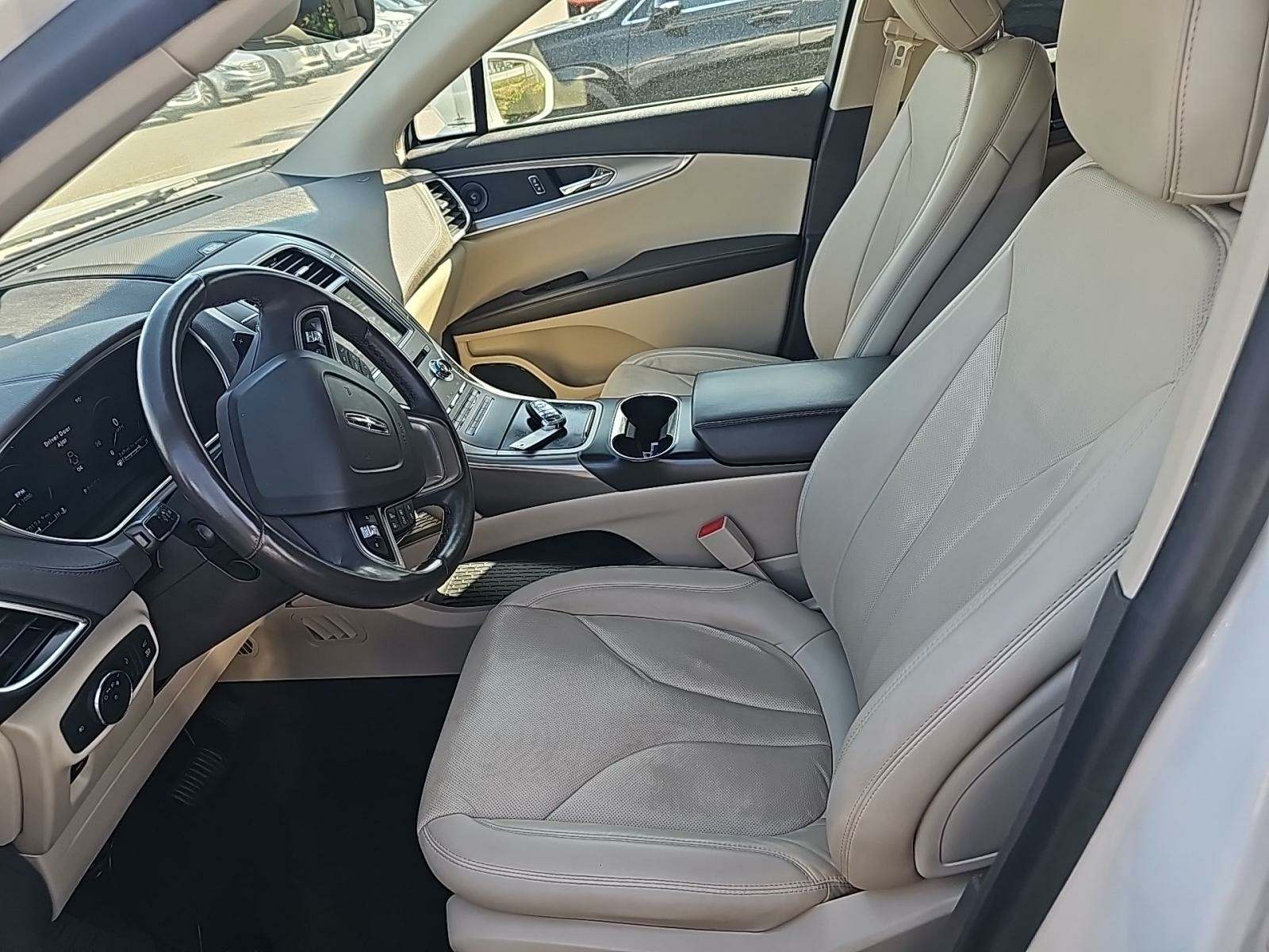 2020 Lincoln Nautilus Reserve FWD