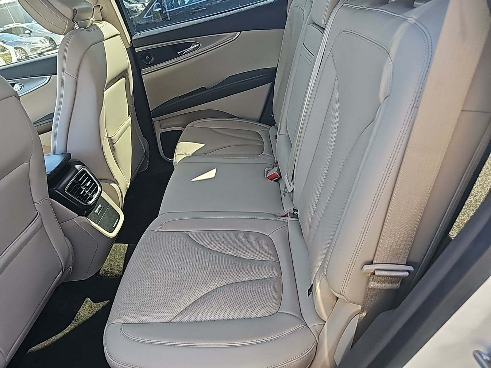 2020 Lincoln Nautilus Reserve FWD