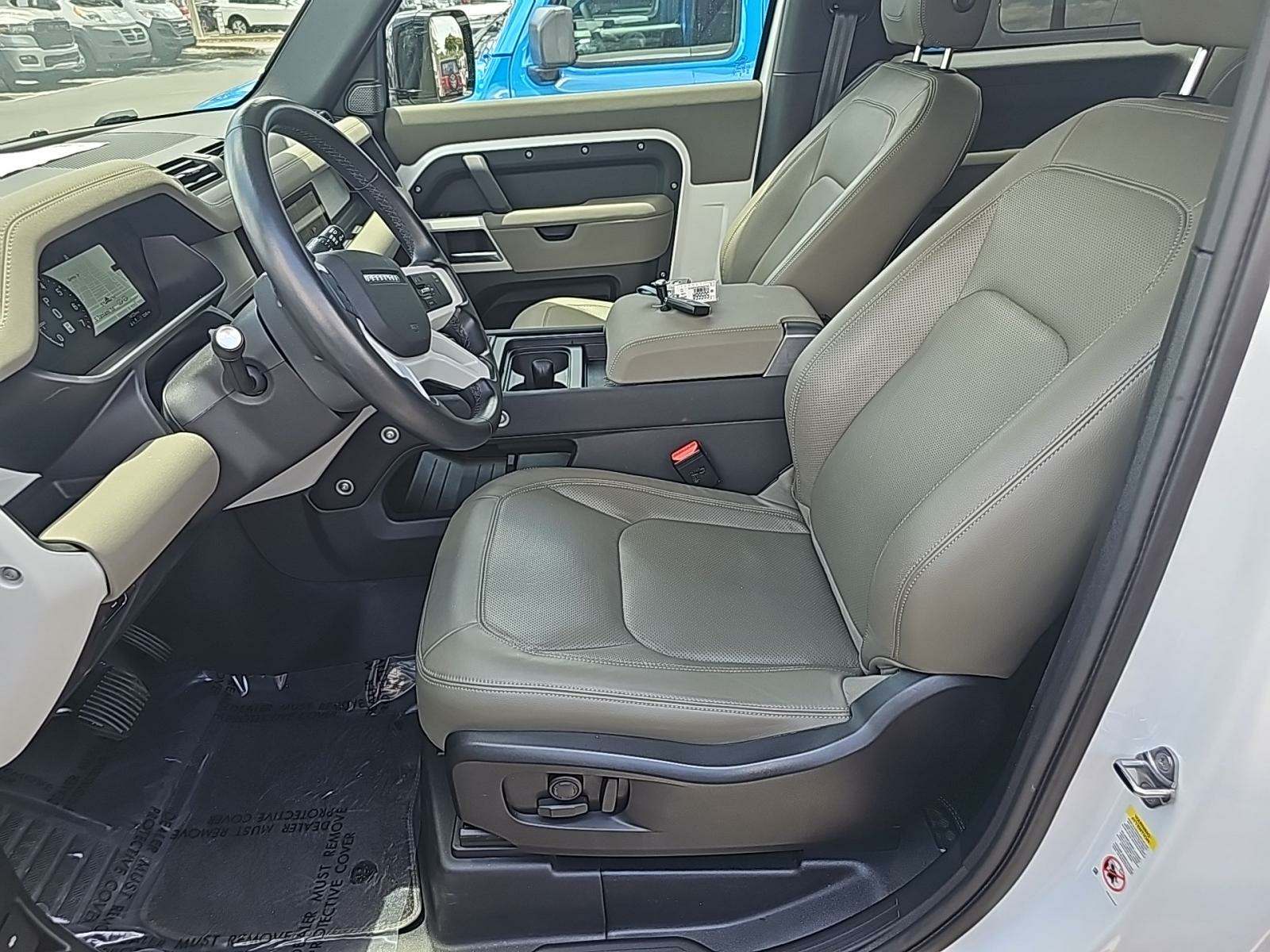 2023 Land Rover Defender 90 SE AWD