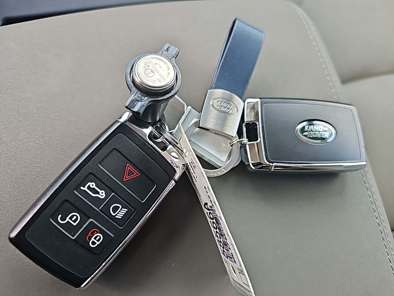 2023 Land Rover Defender 90 SE AWD