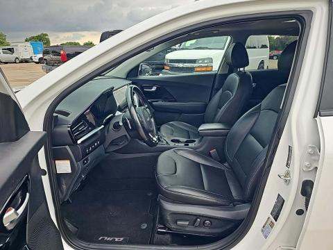 2022 Kia Niro Touring SE FWD