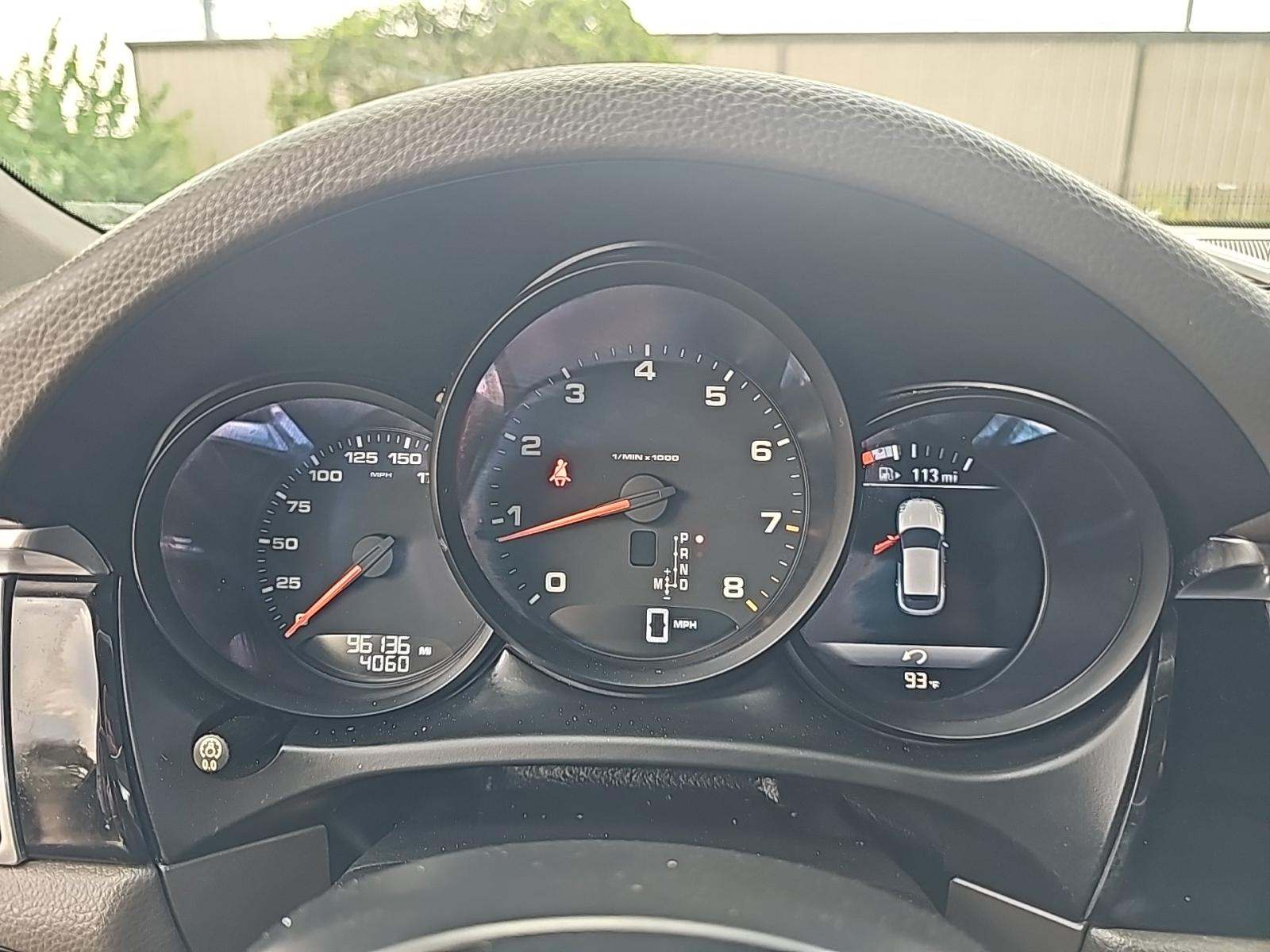 2018 Porsche Macan Base AWD