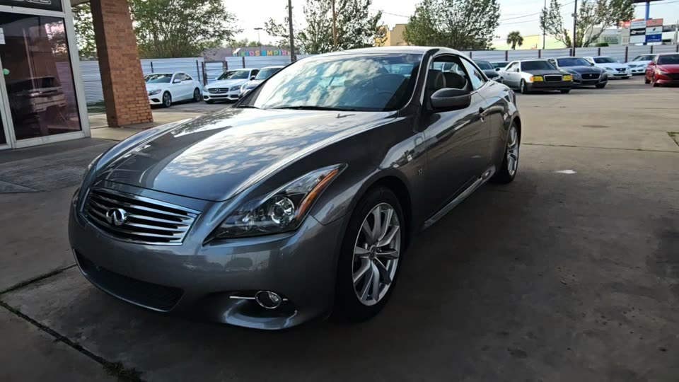 2015 INFINITI Q60 Convertible