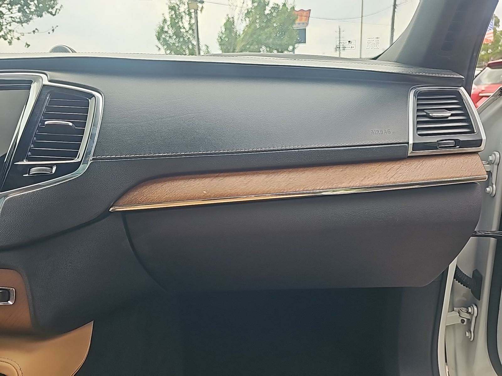 2017 Volvo XC90 T6 Inscription AWD