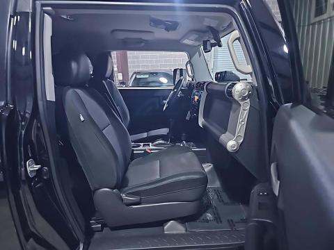 2014 Toyota FJ Cruiser Base AWD