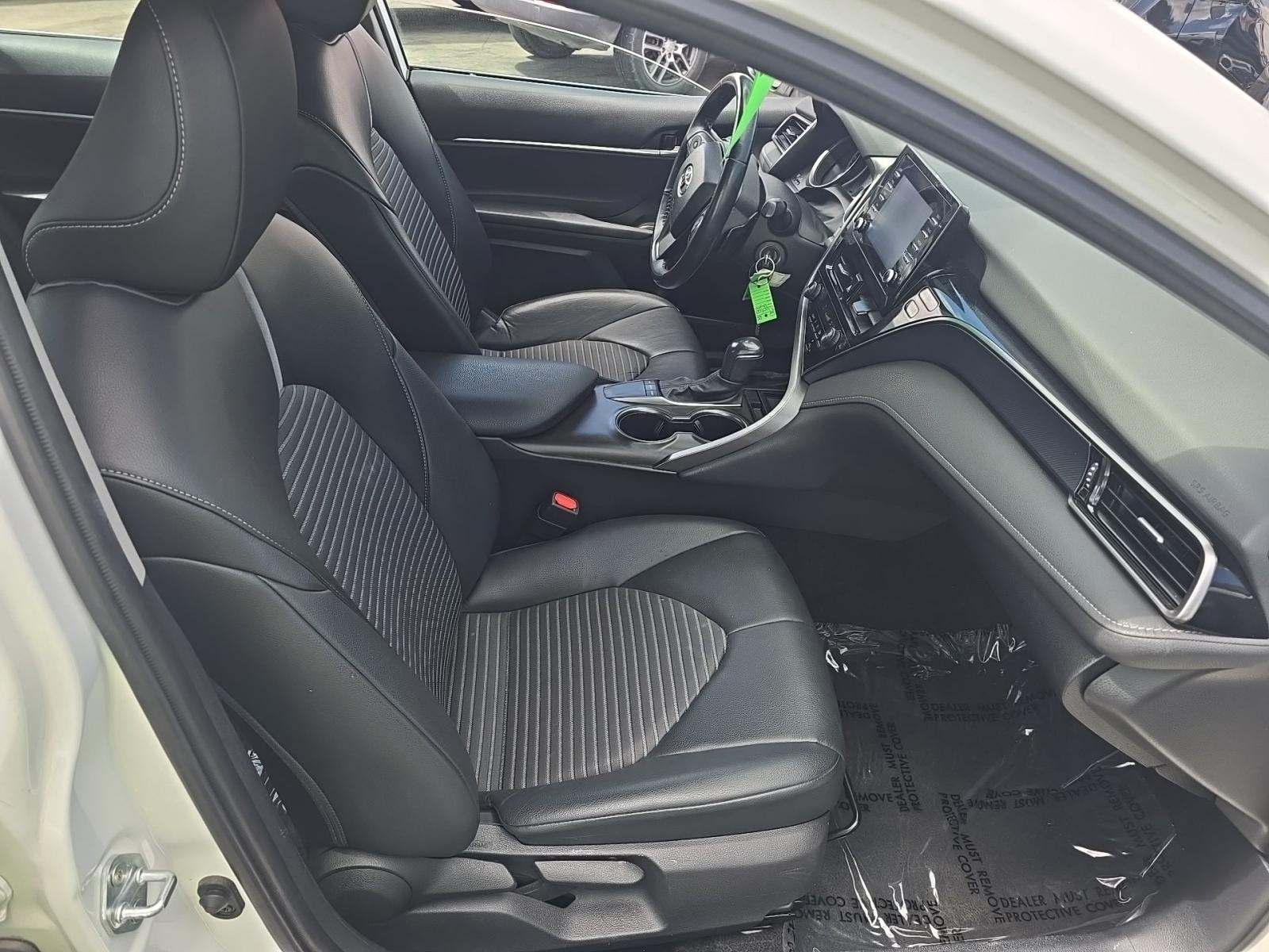 2022 Toyota Camry SE FWD