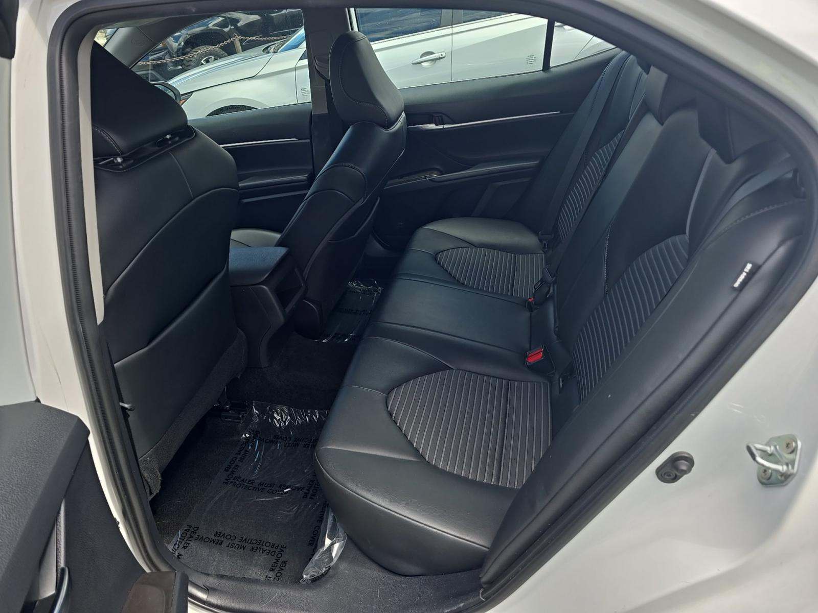 2022 Toyota Camry SE FWD