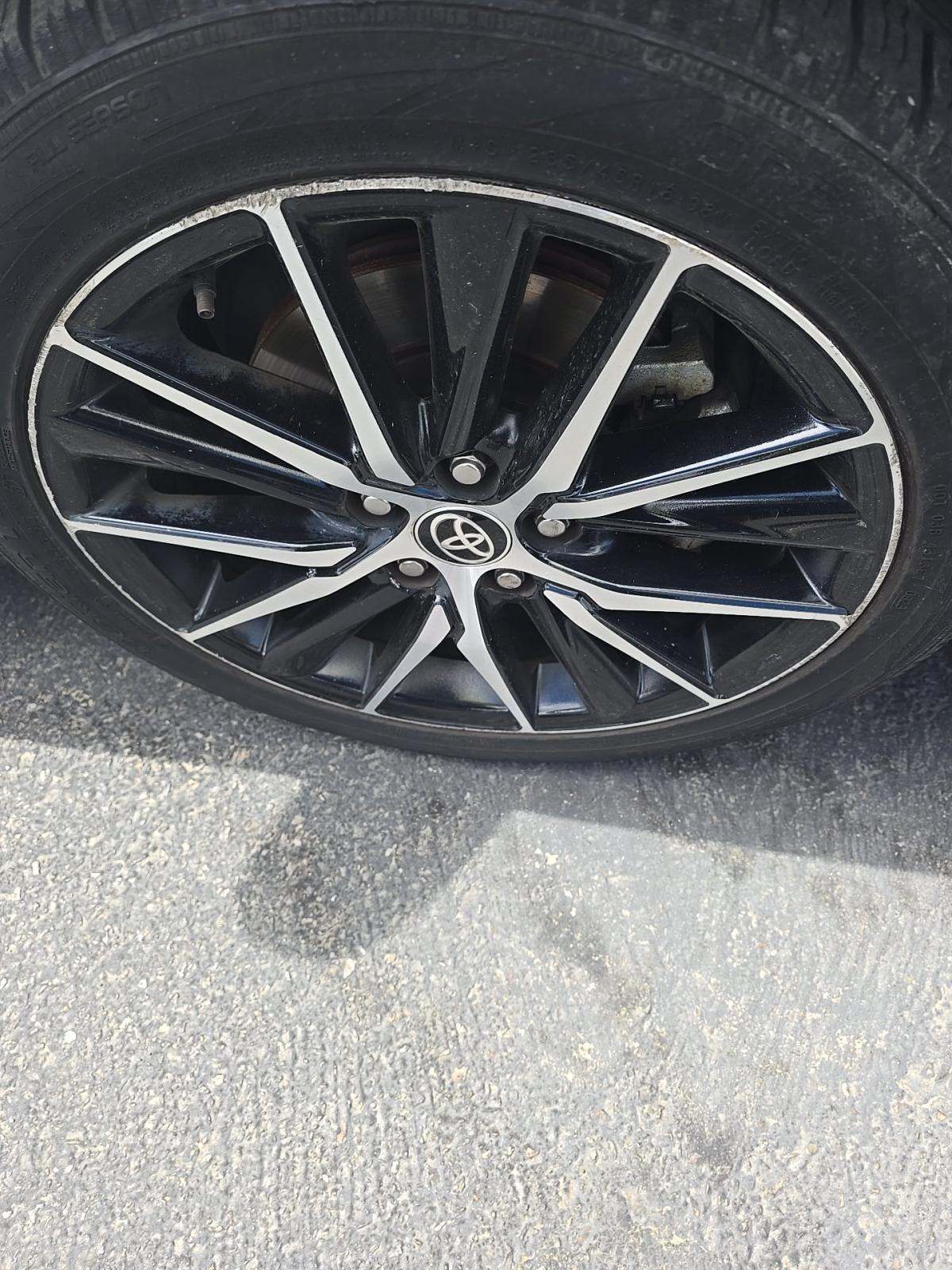 2022 Toyota Camry SE FWD