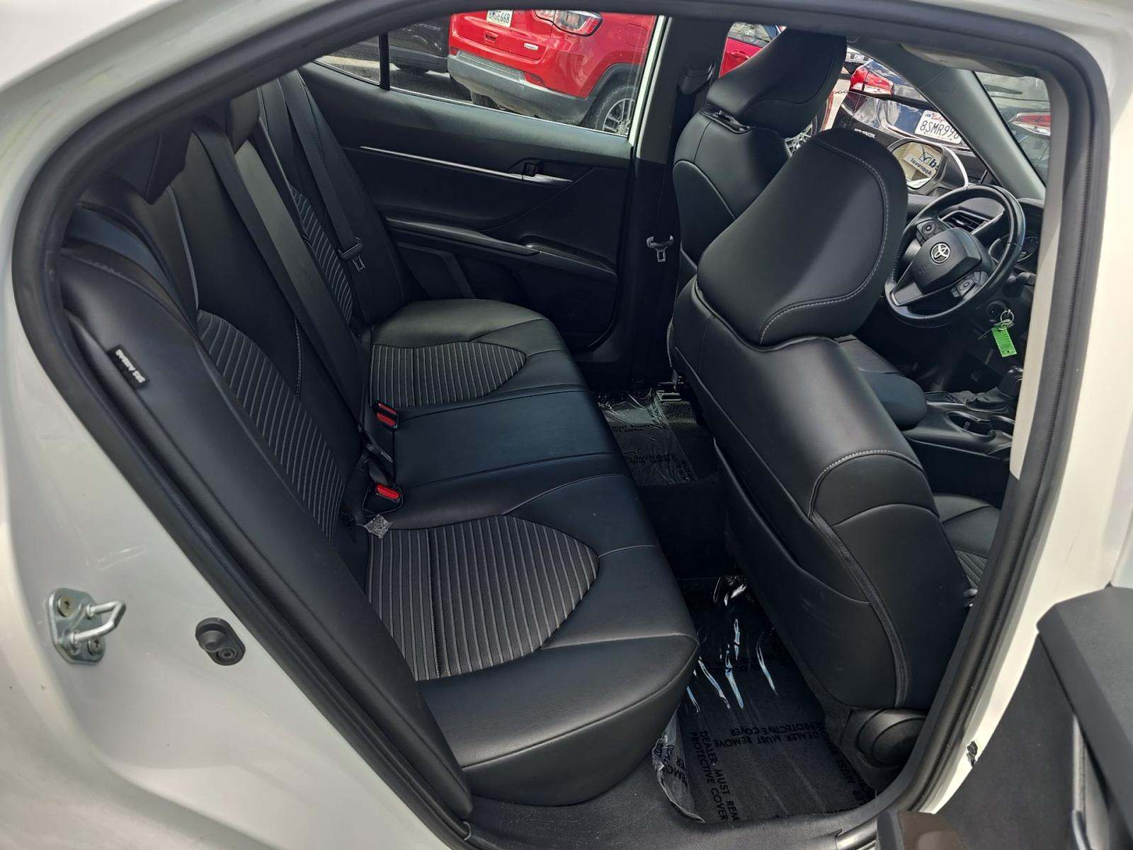 2022 Toyota Camry SE FWD