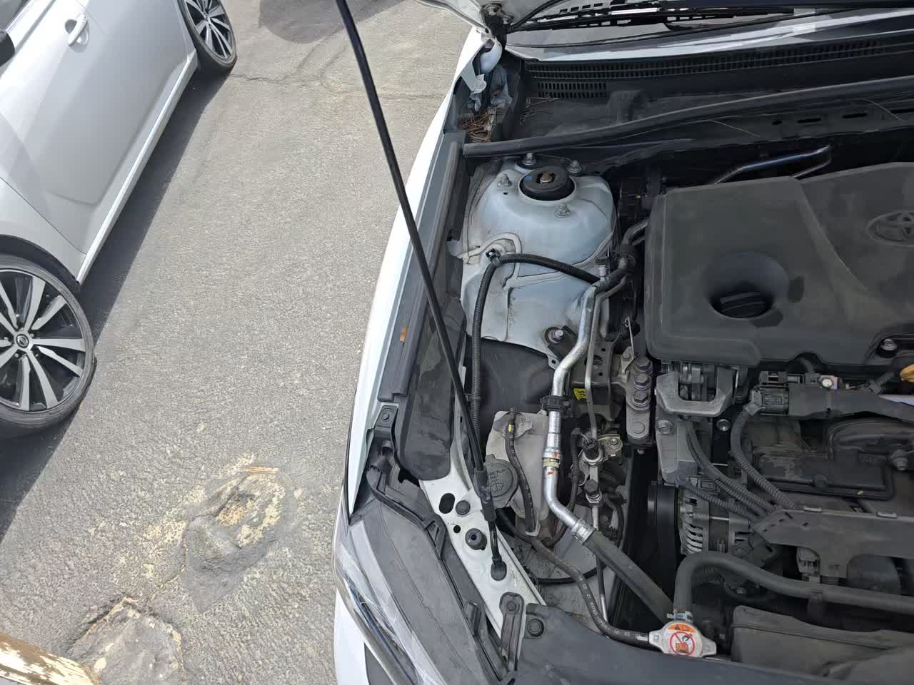 2022 Toyota Camry SE FWD