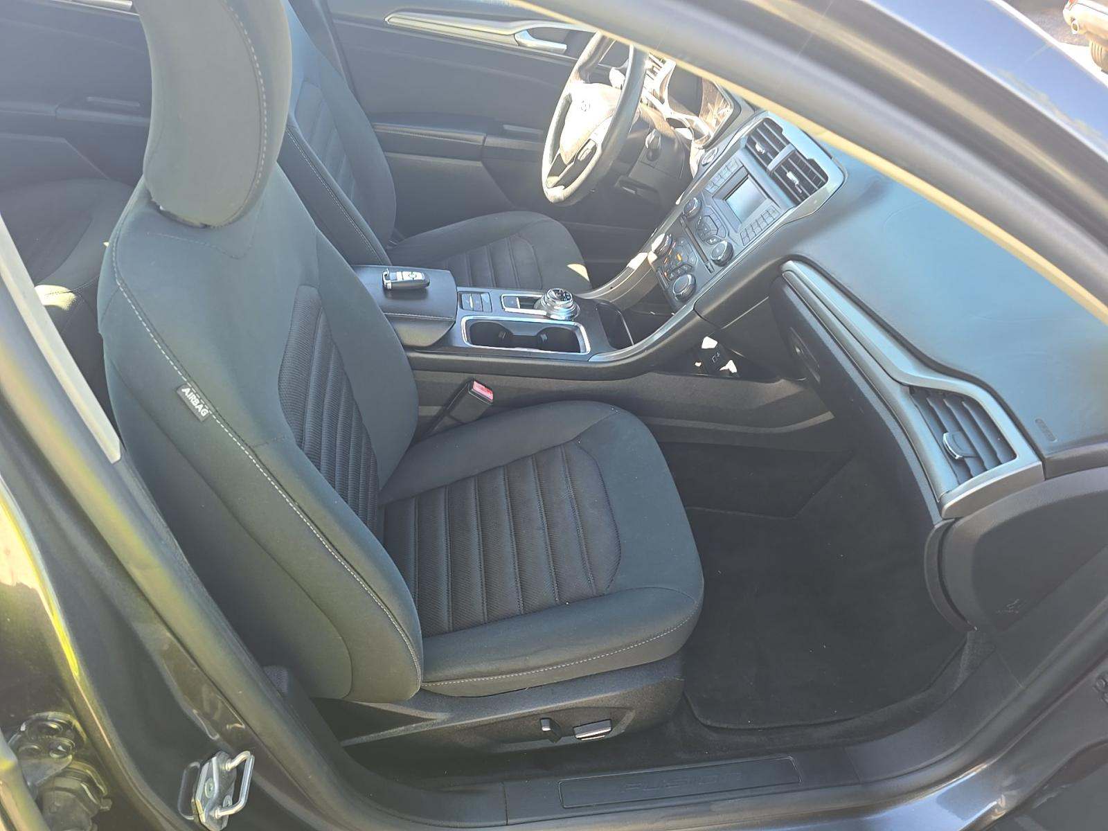 2017 Ford Fusion Hybrid SE FWD