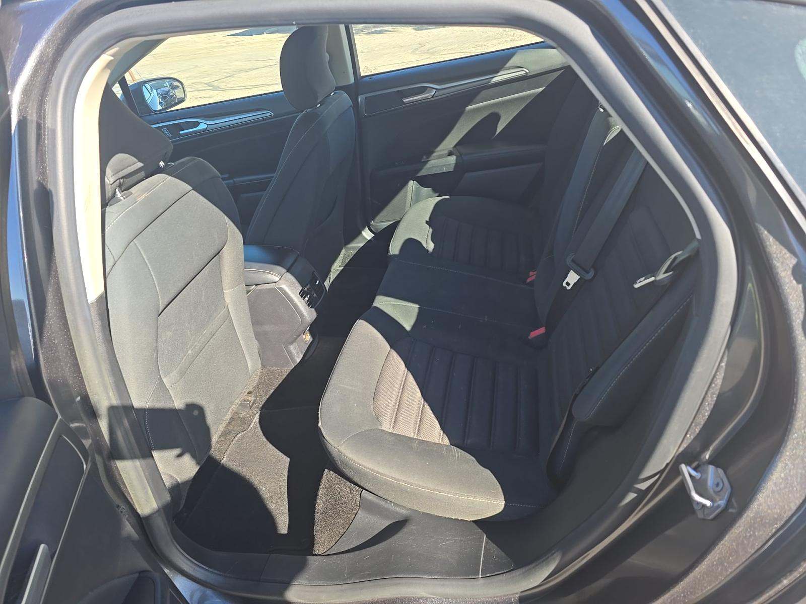 2017 Ford Fusion Hybrid SE FWD