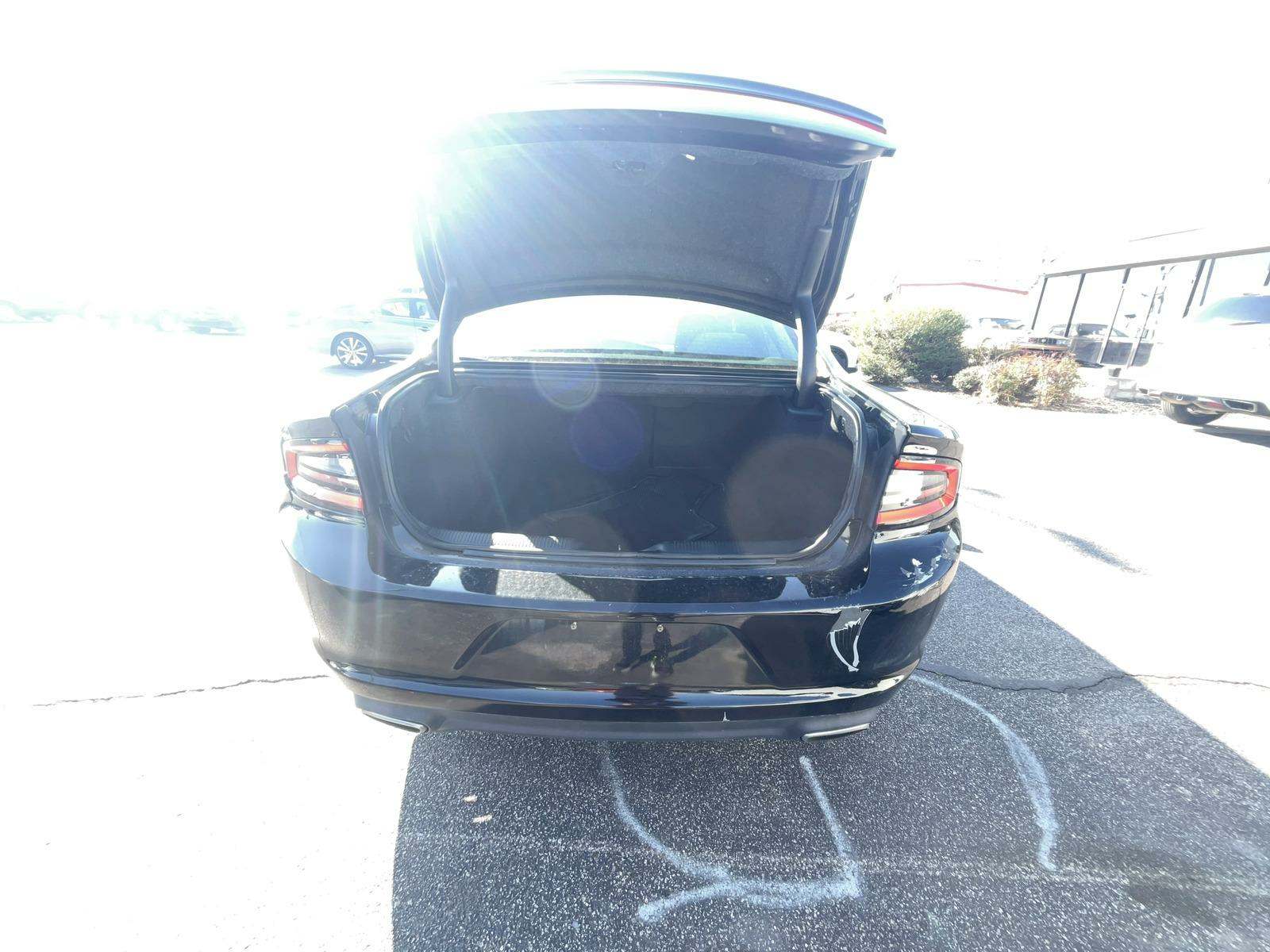 2017 Dodge Charger SE RWD