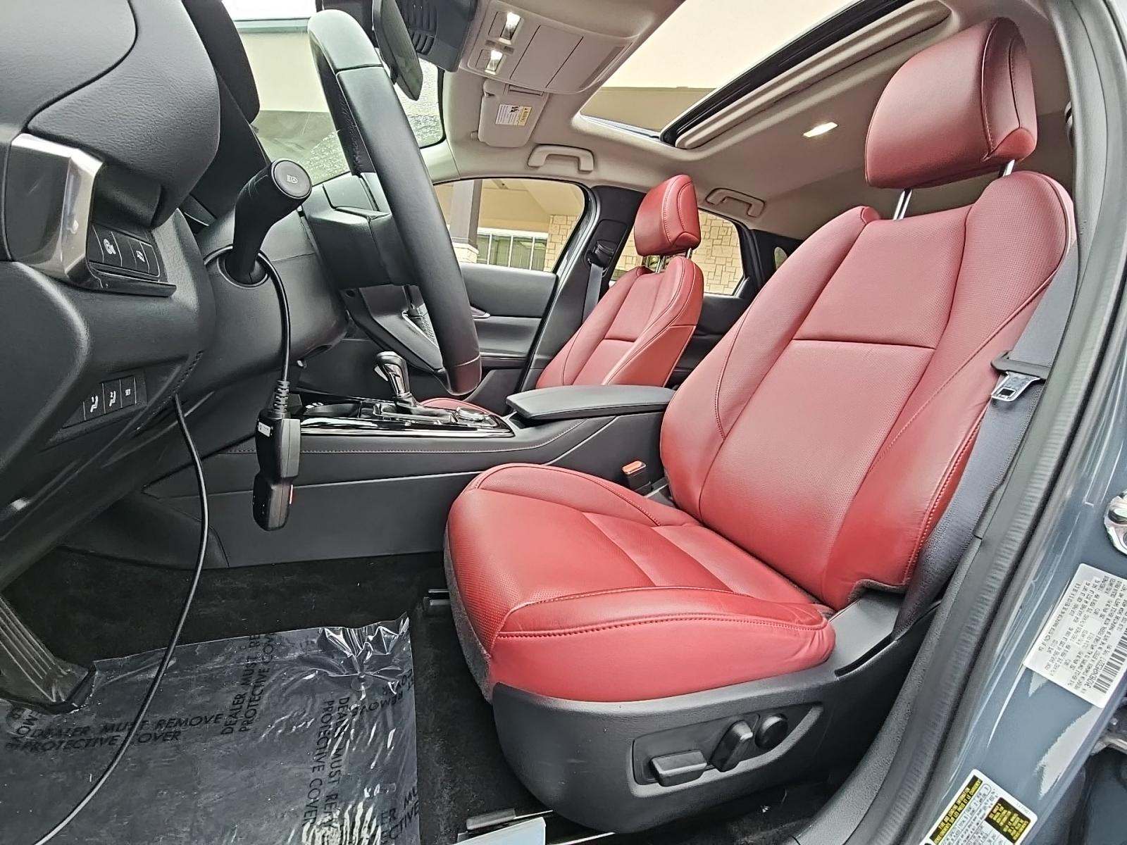 2024 MAZDA CX-30 2.5 S Carbon Edition AWD