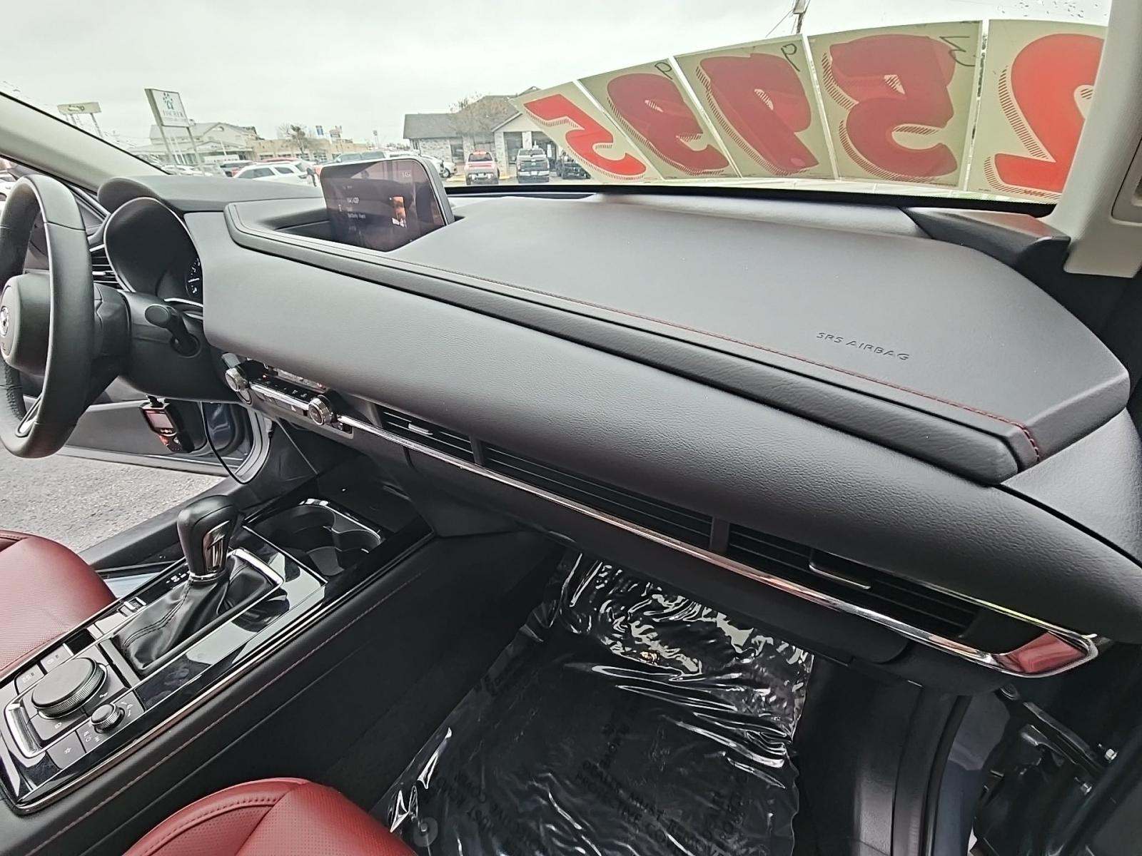 2024 MAZDA CX-30 2.5 S Carbon Edition AWD