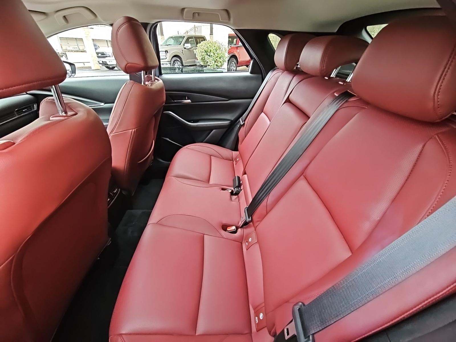 2024 MAZDA CX-30 2.5 S Carbon Edition AWD