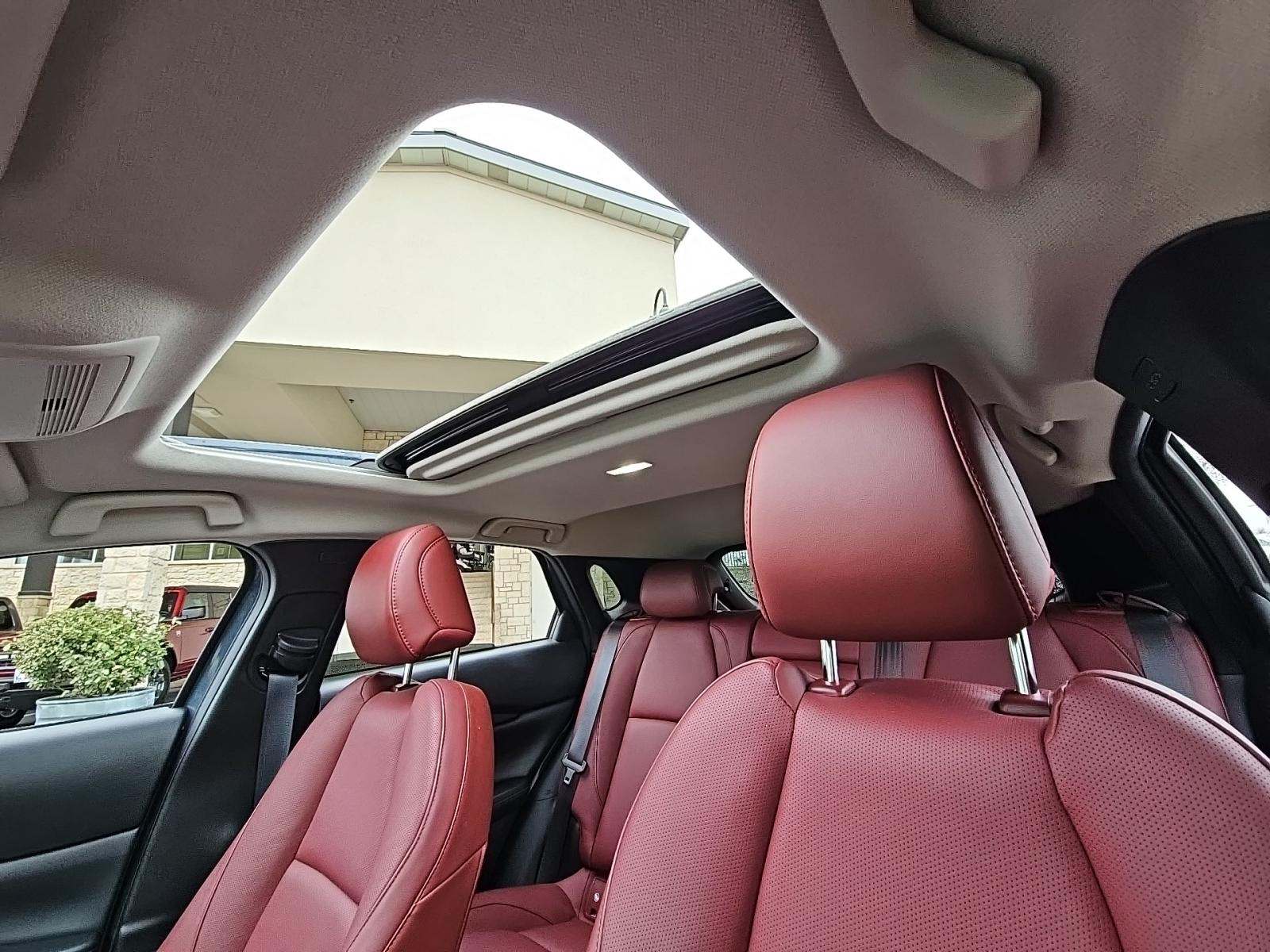 2024 MAZDA CX-30 2.5 S Carbon Edition AWD